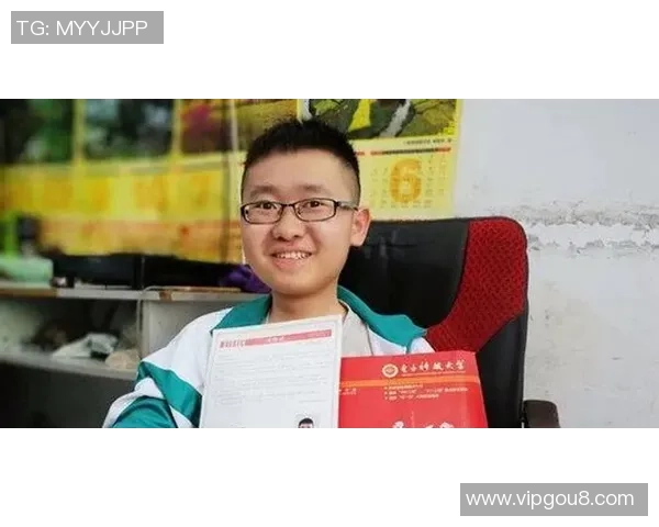 张帆的成长之路：从普通少年到杰出领袖的奋斗故事与人生启示